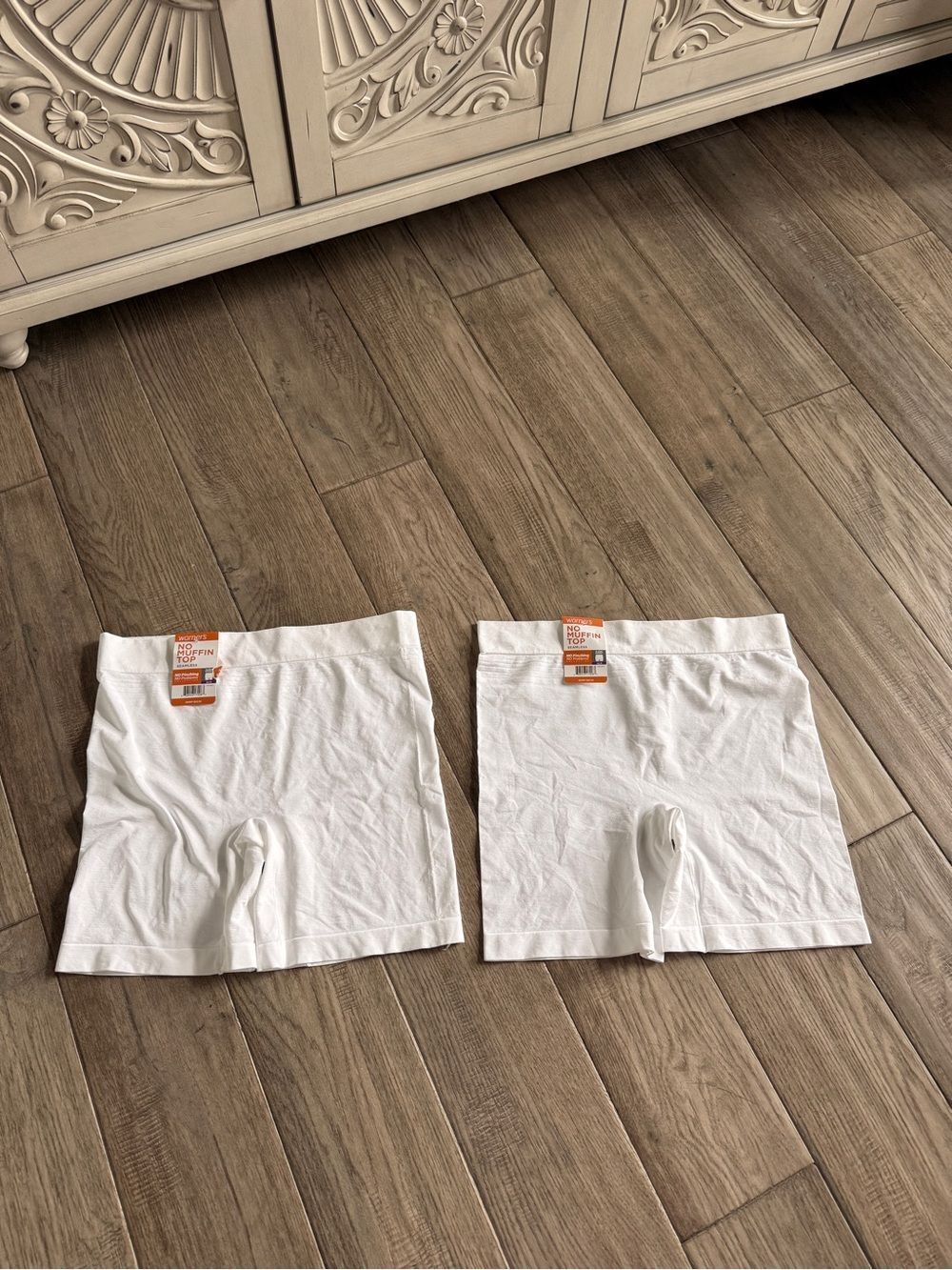 warner’s No Muffin Top Seamless White 2XL Shorts LOT OF 2